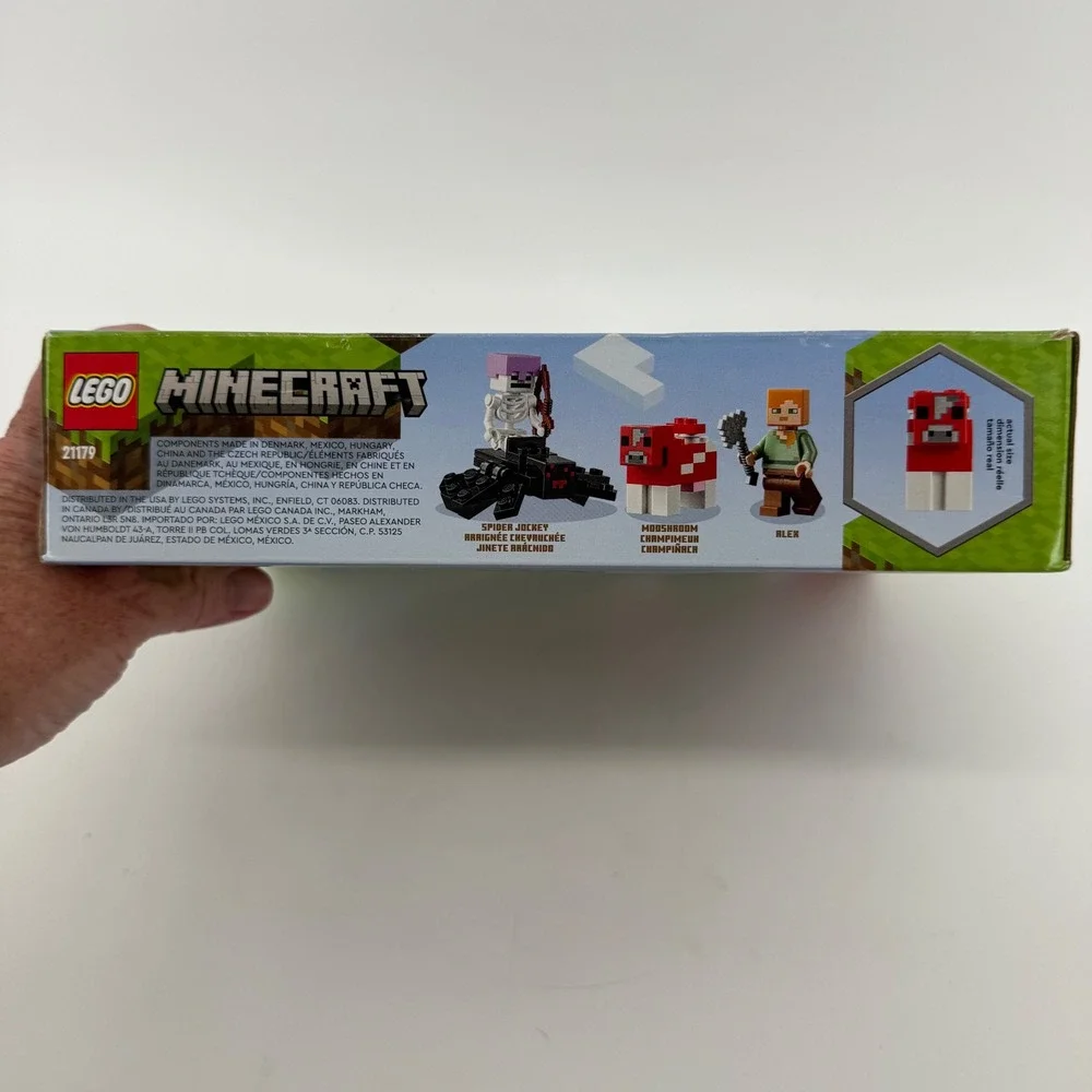 LEGO Minecraft The Mushroom House 21179 Building Toy Set 272 Pcs Alex Mooshroom